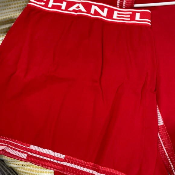 I have brand new Chanel cardi and skirt set (authentic) - Picture 3 of 3